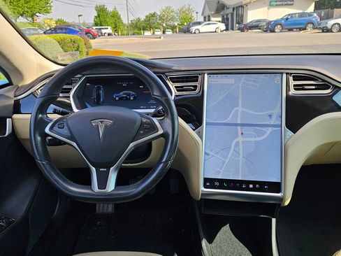 Used 2013 Tesla Model S RWD image 2