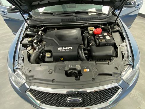 Used 2018 Ford Taurus SHO AWD/4WD image 45