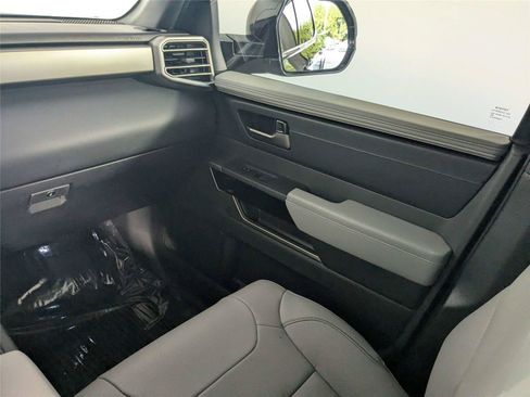 Certified 2026 Toyota Tundra Limited AWD/4WD image 38