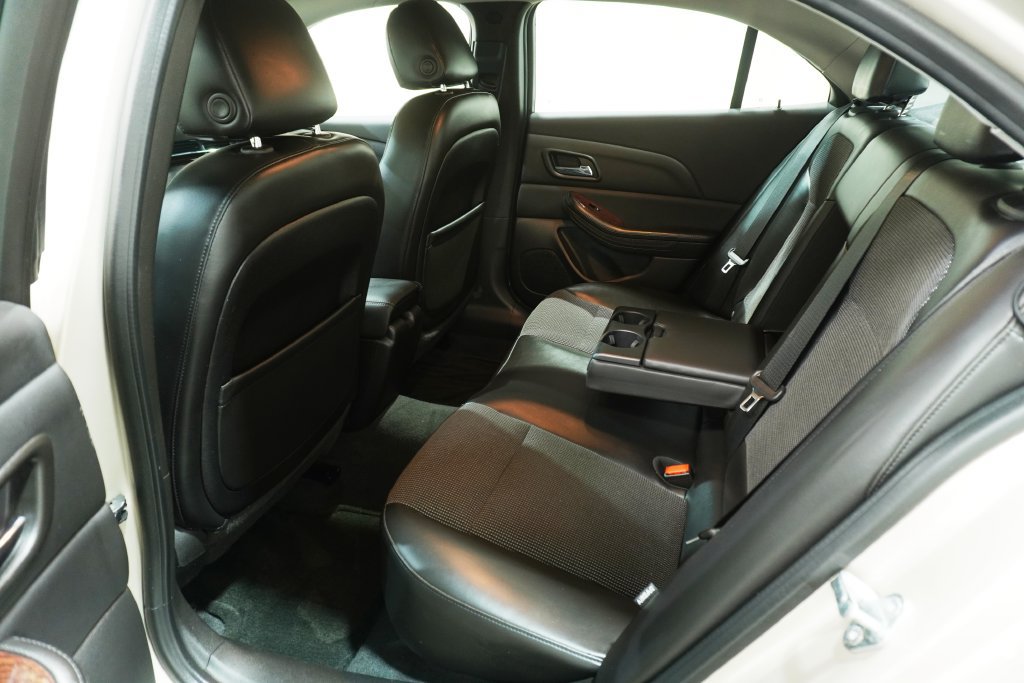 Used 2013 Chevrolet Malibu LT w/ Power Convenience Package FWD image 12
