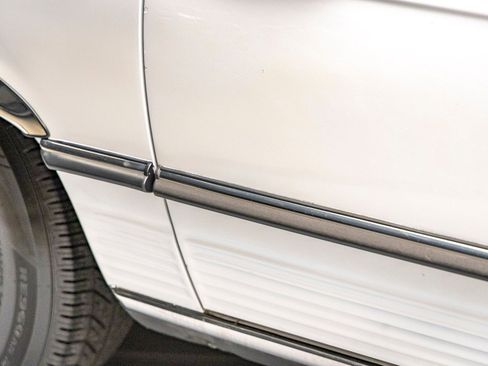 Used 1987 Mercedes-Benz 560 SL image 38