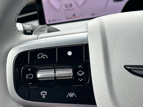 New 2027 Genesis GV70 2.5T Advanced AWD/4WD image 30
