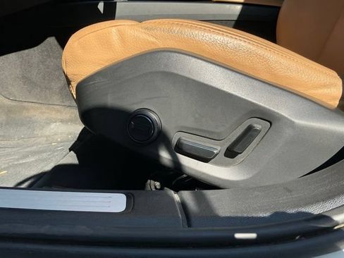 Used 2020 Volvo V60 T5 Momentum FWD image 25