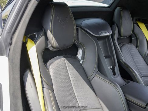 Used 2024 Chevrolet Corvette Z06 w/ Z07 Performance Package RWD image 35