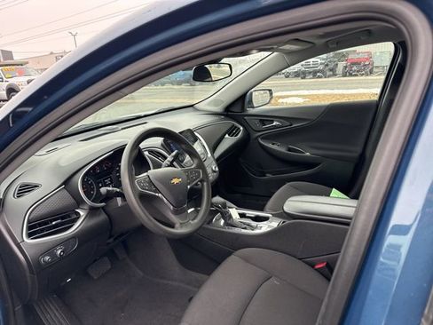 Used 2024 Chevrolet Malibu LT image 7