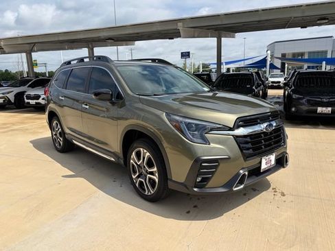 Certified 2025 Subaru Ascent Touring AWD/4WD image 7