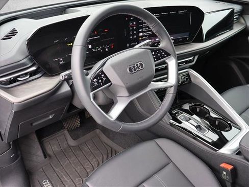 Certified 2025 Audi Q5 Premium w/ Premium Plus AWD/4WD image 13