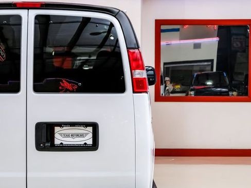 Used 2023 Chevrolet Express 3500 LS image 35