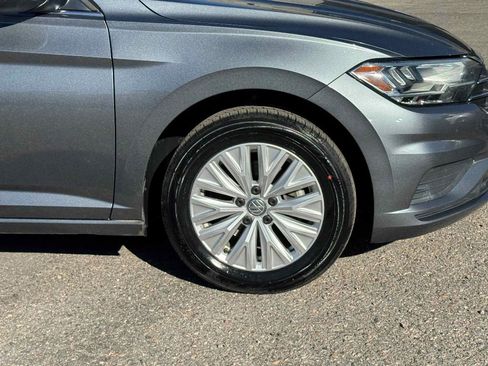 Used 2019 Volkswagen Jetta S image 9