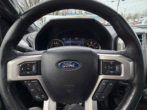 Used 2016 Ford F150 Platinum w/ Equipment Group 701A Luxury image 20