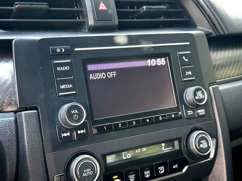 Used 2018 Honda Civic Sport image 22