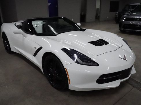 Used 2019 Chevrolet Corvette Stingray Convertible w/ 2LT Preferred Equipment Group RWD image 12