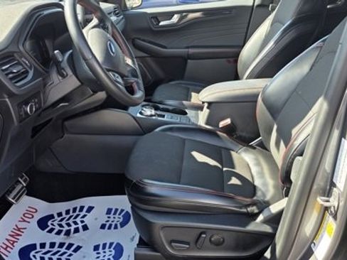 Used 2024 Ford Escape ST-Line image 9