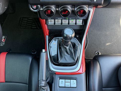 Certified 2022 Toyota GR86 image 24