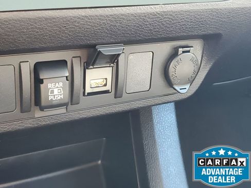 Used 2023 Toyota Tacoma SR5 w/ Technology Package image 31