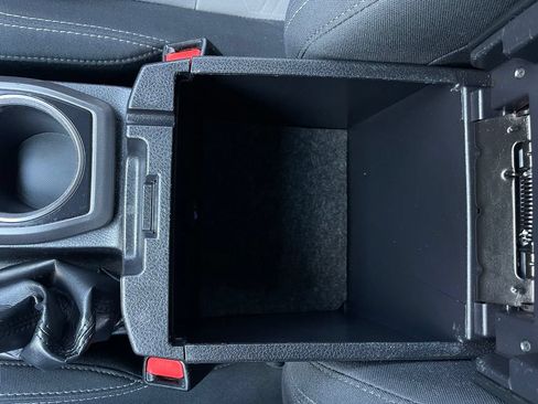 Used 2022 Toyota Tacoma TRD Sport w/ Technology Package RWD image 21
