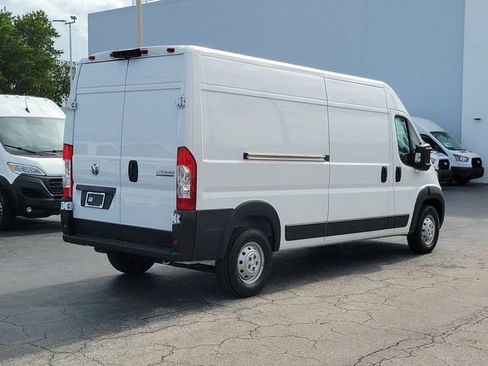Used 2023 RAM ProMaster 2500 FWD image 4