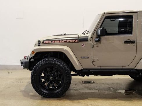 Used 2017 Jeep Wrangler Rubicon AWD/4WD image 43