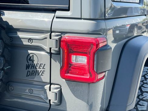 Used 2021 Jeep Wrangler Unlimited Sport AWD/4WD image 13