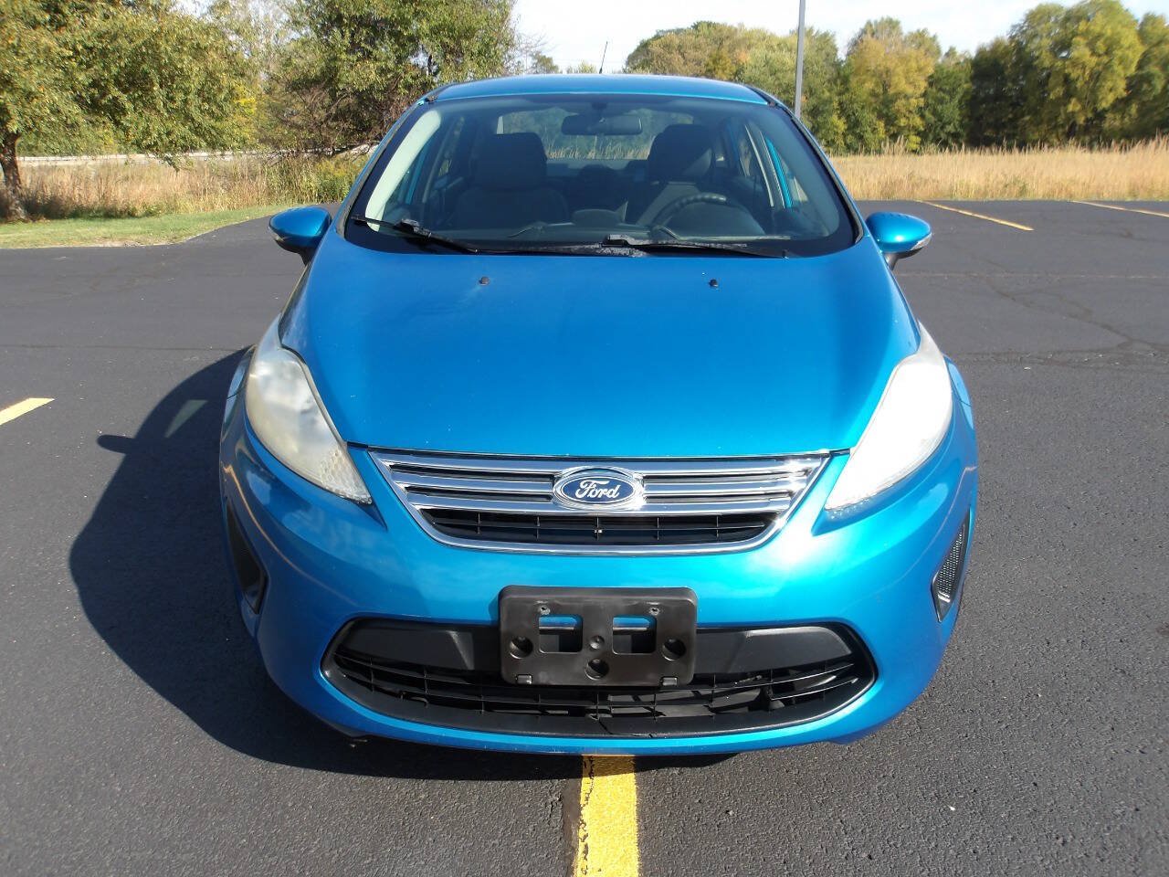 Used 2013 Ford Fiesta SE FWD image 3