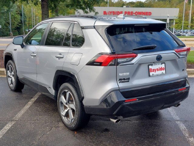 Used 2021 Toyota RAV4 SE w/ Weather & Moonroof Package AWD/4WD image 17