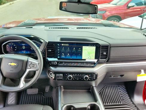 New 2026 Chevrolet Silverado 2500 LTZ w/ LTZ Plus Package AWD/4WD image 31