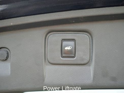 Used 2023 Nissan Murano Platinum image 7