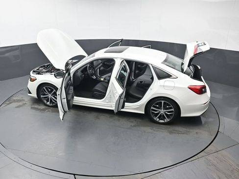 Used 2024 Honda Civic Touring image 43