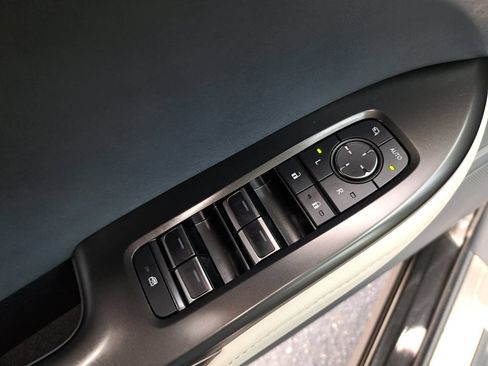 Used 2023 Lexus RZ 450e Premium w/ Technology Package AWD/4WD image 29