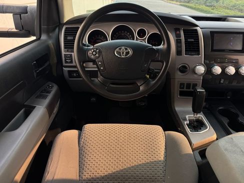 Used 2012 Toyota Tundra 4x4 Double Cab w/ TRD Off-Road Pkg image 10