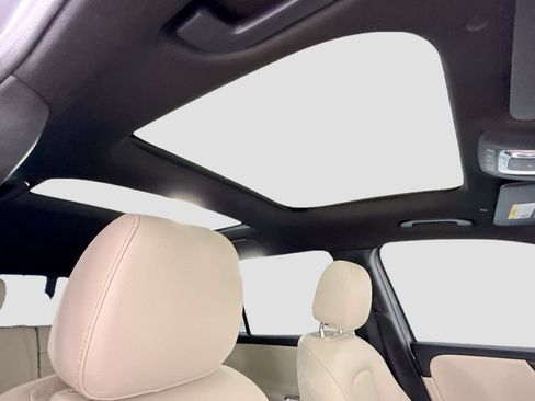 Used 2026 Mercedes-Benz GLB 250 image 18