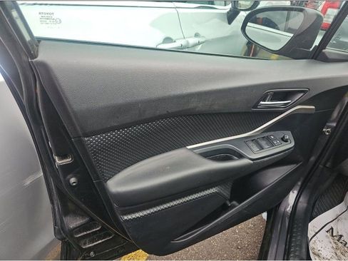 Used 2021 Toyota C-HR LE image 19