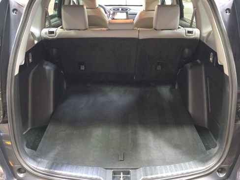 Used 2018 Honda CR-V Touring image 40
