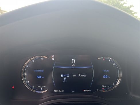 Used 2016 Cadillac Escalade Premium AWD/4WD image 22