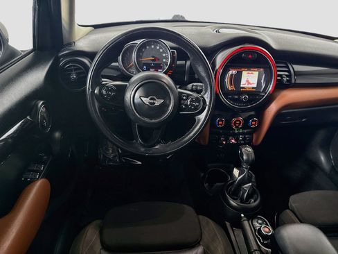 Used 2017 MINI Cooper 4-Door Hardtop FWD image 17