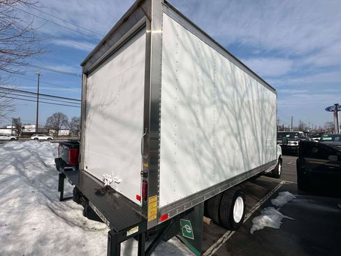 Certified 2024 Ford E-450 and Econoline 450 Super Duty w/ Power Windows & Locks Group image 4