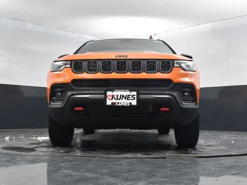 New 2026 Jeep Compass Trailhawk w/ Trailer Tow Group AWD/4WD image 45