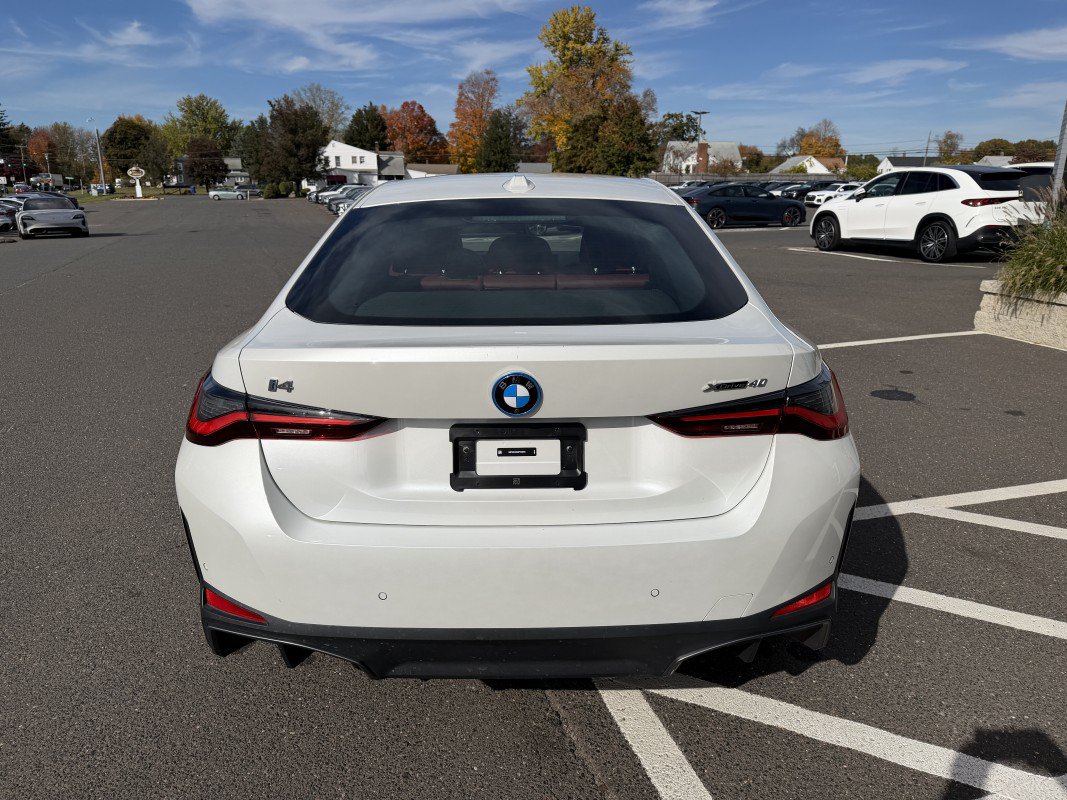 Used 2025 BMW i4 xDrive40i w/ Premium Package AWD/4WD image 9