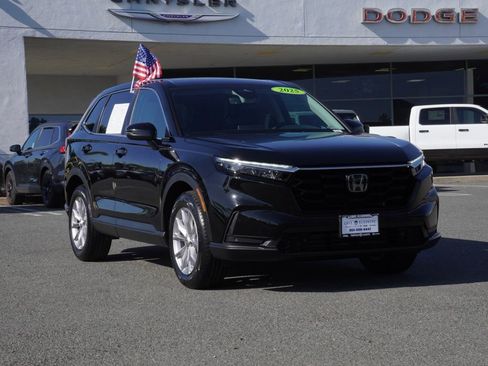 Used 2025 Honda CR-V EX-L image 2