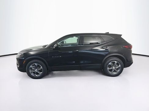 Used 2025 Chevrolet Blazer LT FWD image 4