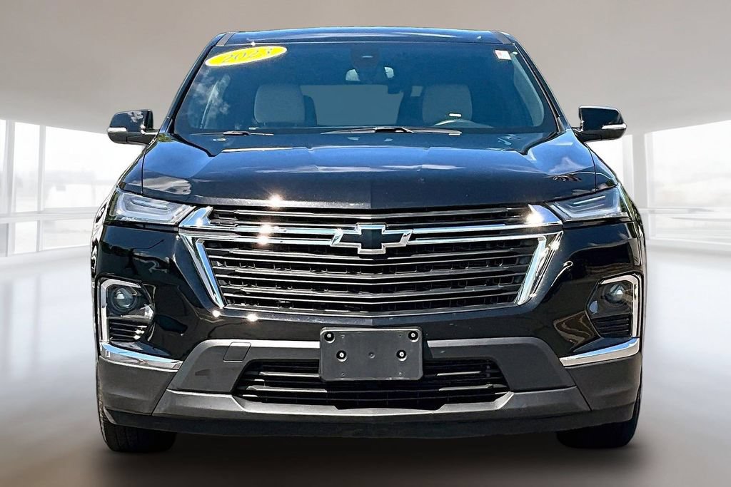 Used 2023 Chevrolet Traverse LS w/ Safety Package AWD/4WD image 2