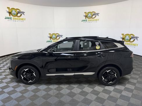 Certified 2026 Kia Sportage EX w/ EX Panorama Roof Package AWD/4WD image 10