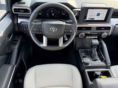 New 2025 Toyota 4Runner SR5 image 4