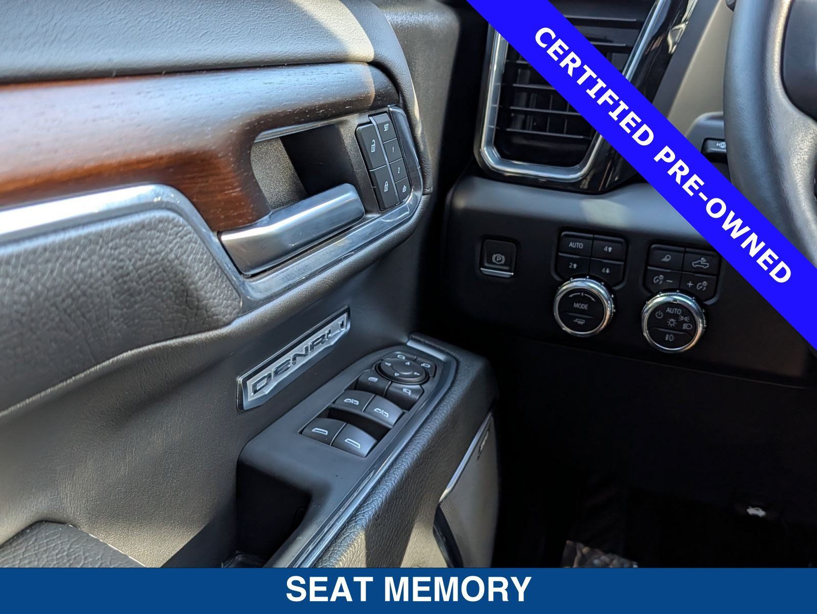 Used 2024 GMC Sierra 1500 Denali w/ Technology Package AWD/4WD image 30