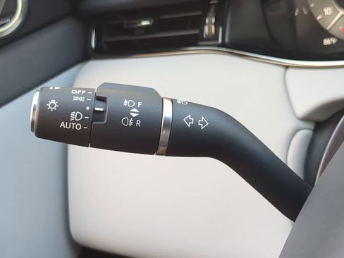 Used 2026 Land Rover Range Rover Evoque Dynamic SE image 28