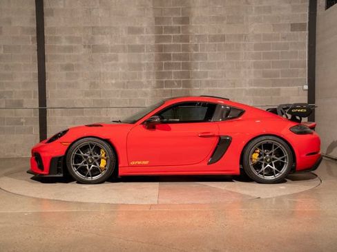 Used 2024 Porsche 718 Cayman GT4 RS RWD image 4