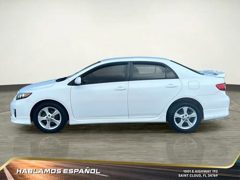 Used 2013 Toyota Corolla LE image 3