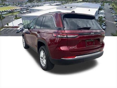 Certified 2024 Jeep Grand Cherokee Laredo X AWD/4WD image 25