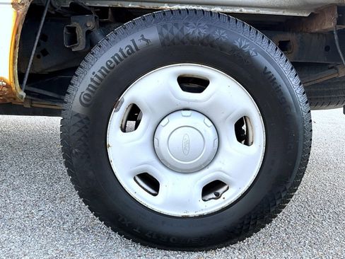 Used 2009 Ford F150 STX RWD image 17