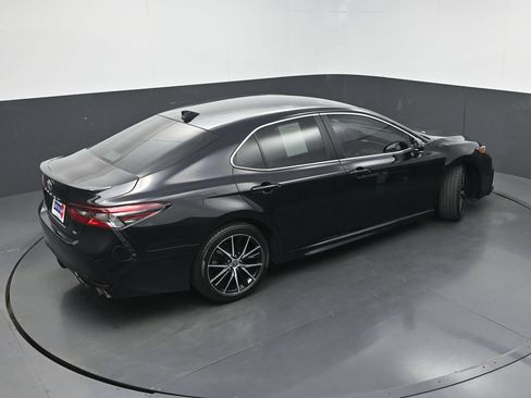 Used 2024 Toyota Camry SE FWD image 33